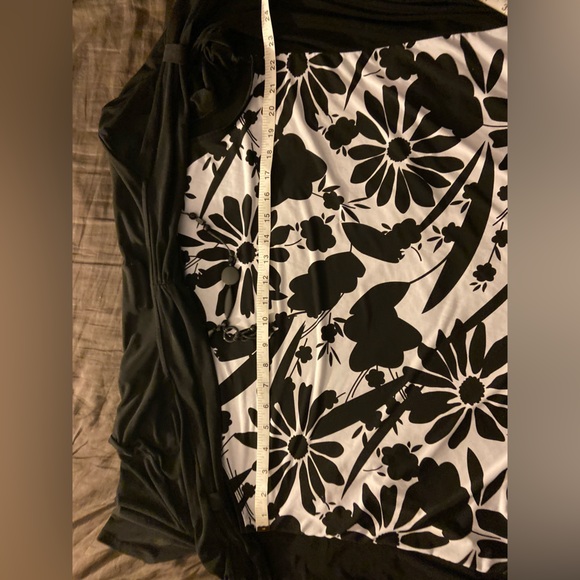 🆓w/purchase Women's XL top ...attached outer layer & attached neclace - Picture 11 of 13